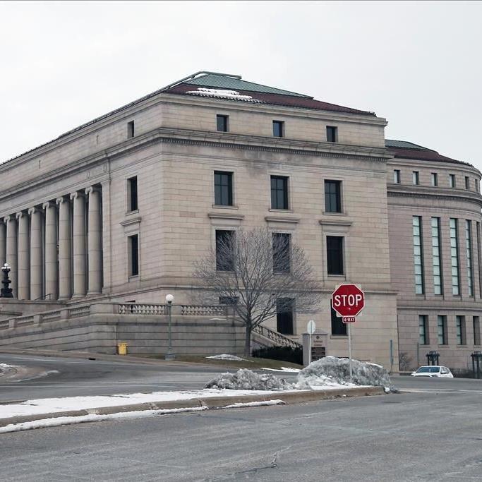 Minnesota justices leave felon voting issue to Legislature